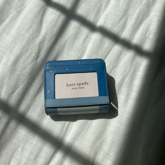 Brand New Kate Spade Arctic Friends Wallet - Picture 2 of 7